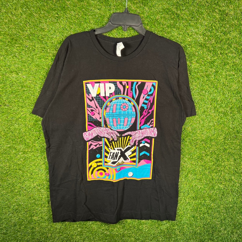 Live and Tell VIP FanX Salt Lake Comic Convention Graphic T-Shirt Black Large